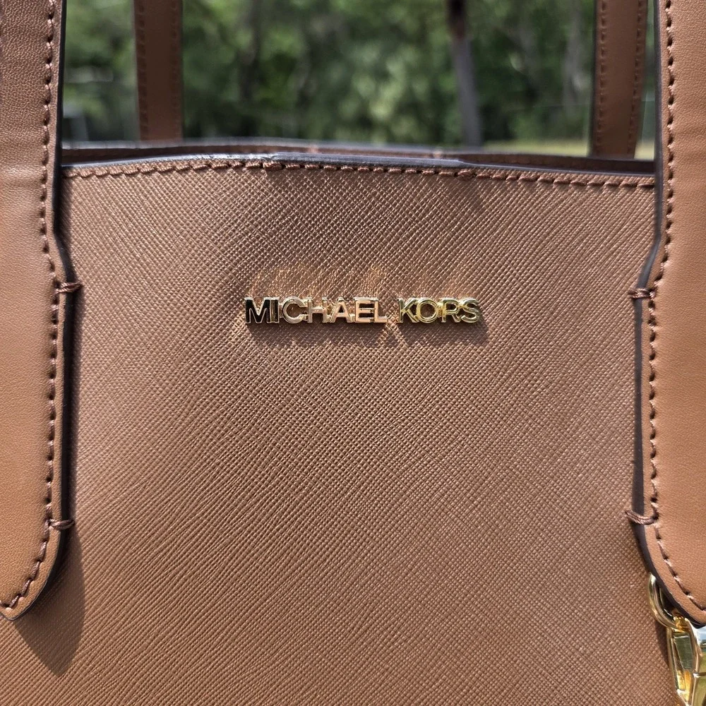 Michael Kors Vincent Large Saffiano Leather Tote Bag with Card Case Camel Brown - Picture 5 of 16